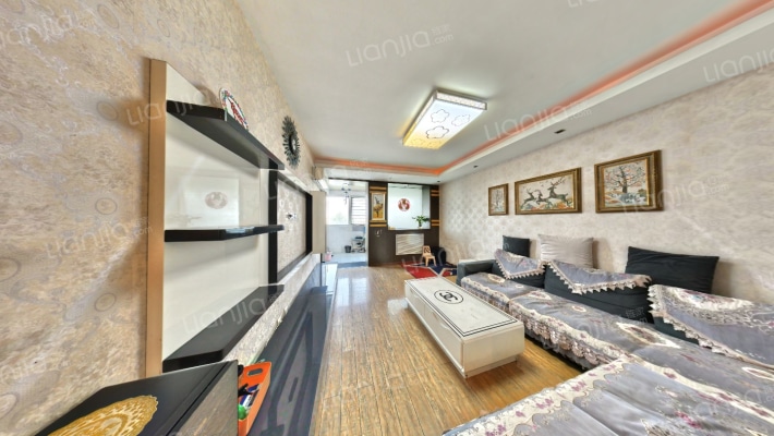 金虹花园二手房实景图