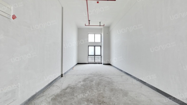 绿地云鼎公馆二手房实景图
