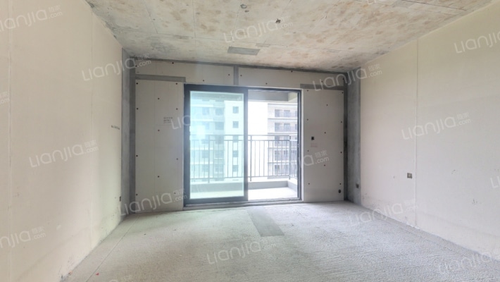 城发恒伟·西宸之光二手房实景图