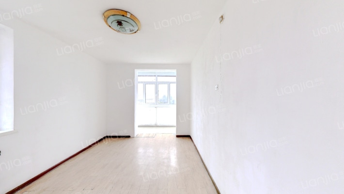 赛园里二手房实景图