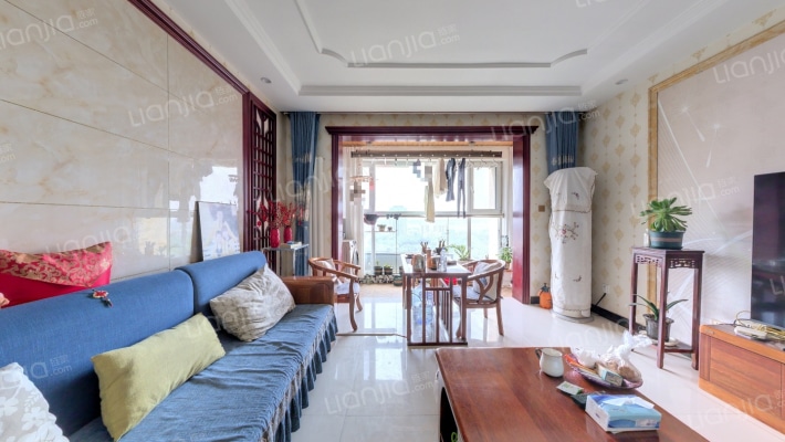 豪泰颐和花园二手房实景图