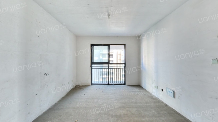 泽瀚峰景二手房实景图