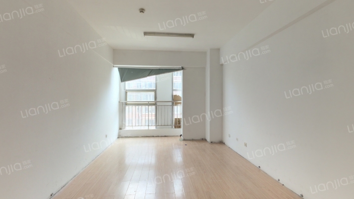 正大时代广场二手房实景图