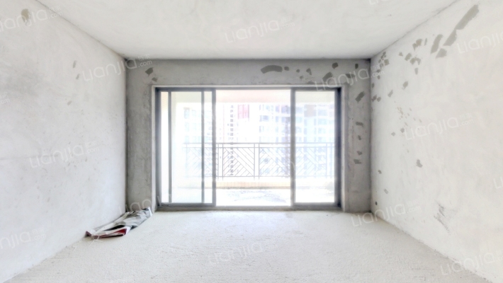 凤凰花园二手房实景图