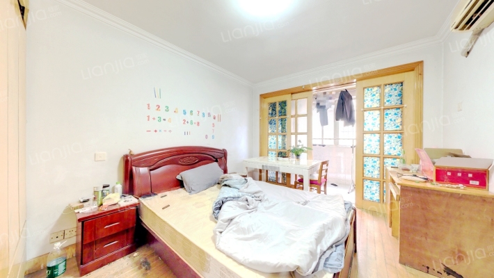 雍园二手房实景图