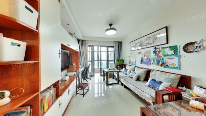 新世界凯粤湾二手房实景图