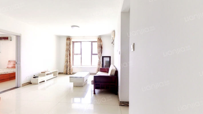 鸿坤理想湾南北通透三居，视野采光好。-客厅