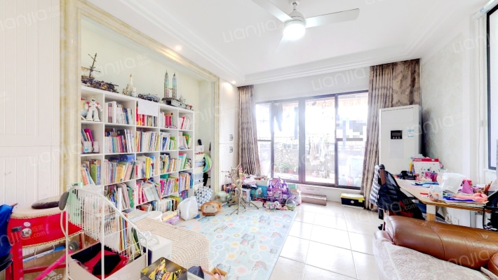 乾耀东港二手房实景图