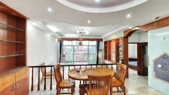 美心翠拥华庭一期二手房实景图