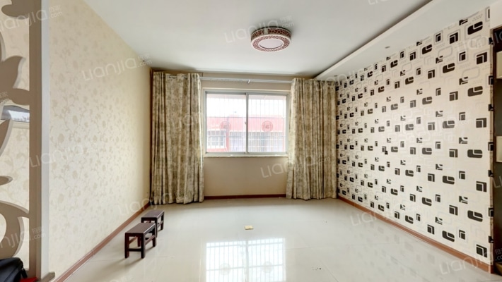 建筑公司家属院二手房实景图