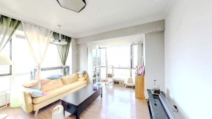 亿达康派公寓二手房实景图