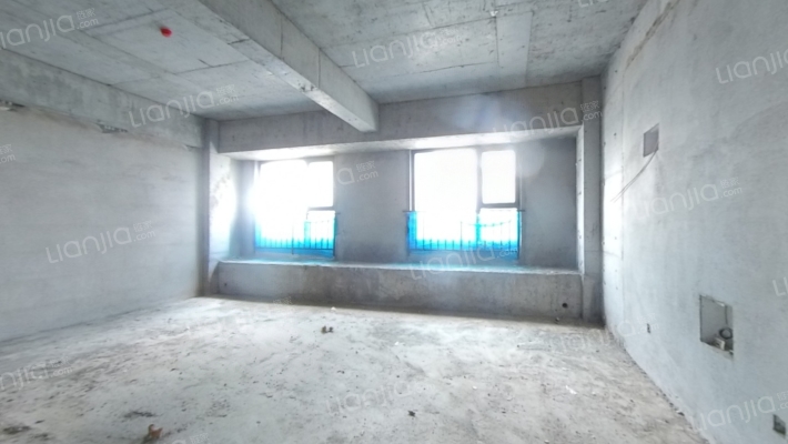 昌建·MOCO湖畔国际二手房实景图