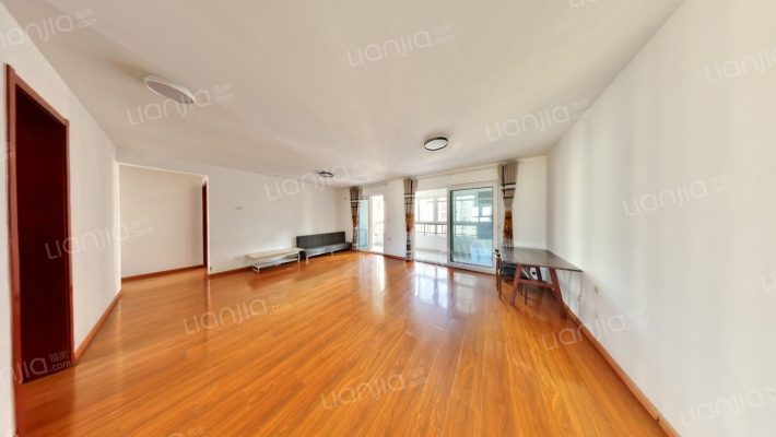 吾悦华府B区二手房实景图