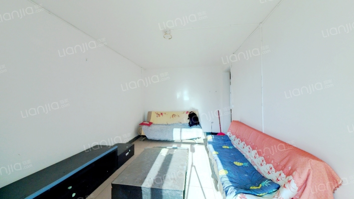 新闻路212号二手房实景图