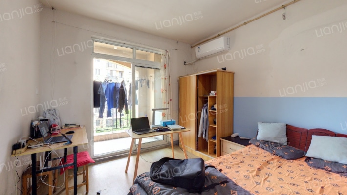 绿地长兴新苑北苑二手房实景图