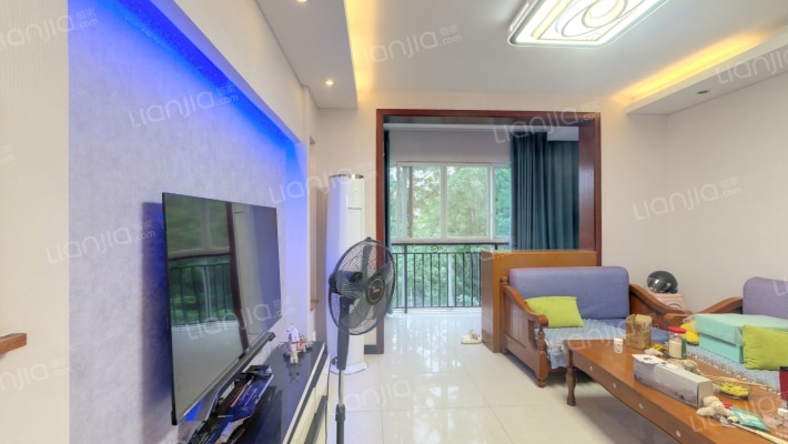 兴铁名苑二手房实景图