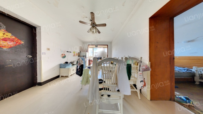 白云新村二手房实景图