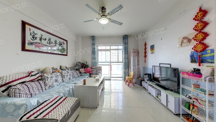 水岸车影二手房实景图