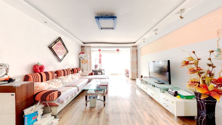 响嘡花园二手房实景图