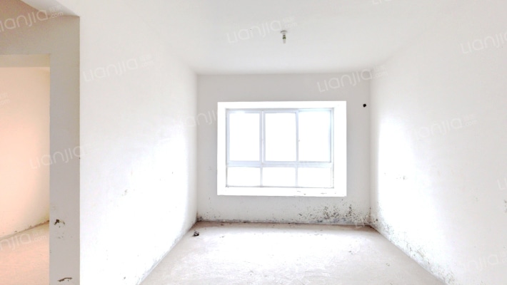 国宾豪庭三期二手房实景图