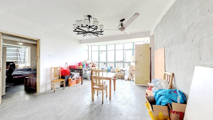 夏驾园富苑二手房实景图