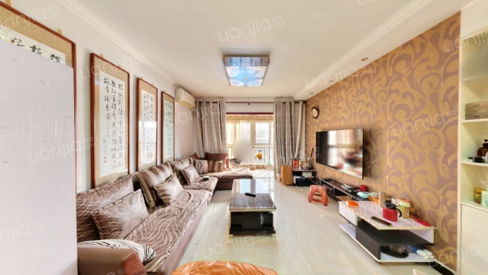 瑞泰卡地亚二手房实景图