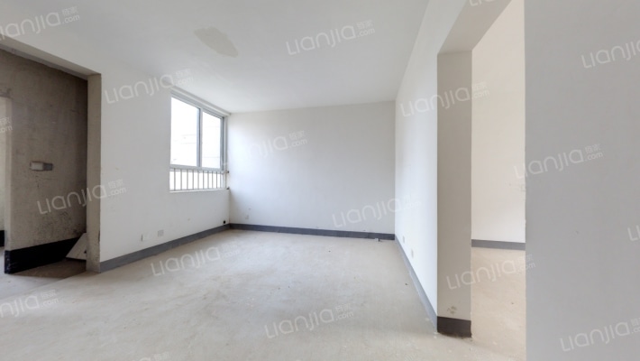 泉泰佳苑二手房实景图