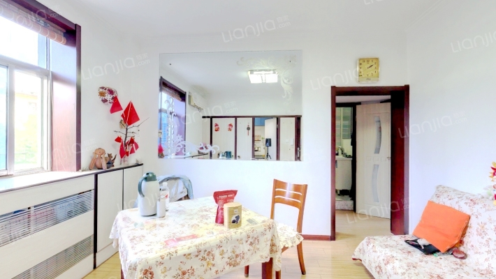 玉河街新康乐巷二手房实景图