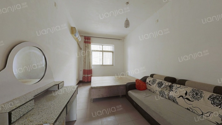 海纳家属院二手房实景图