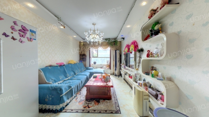 水岸花城，一线河景美宅诗意，标准现房，即买即住-客厅