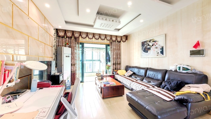 南京恒大绿洲二手房实景图