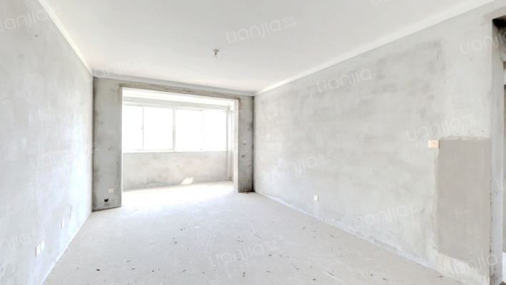 宝城名苑二手房实景图