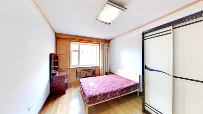 蓝天高层二手房实景图