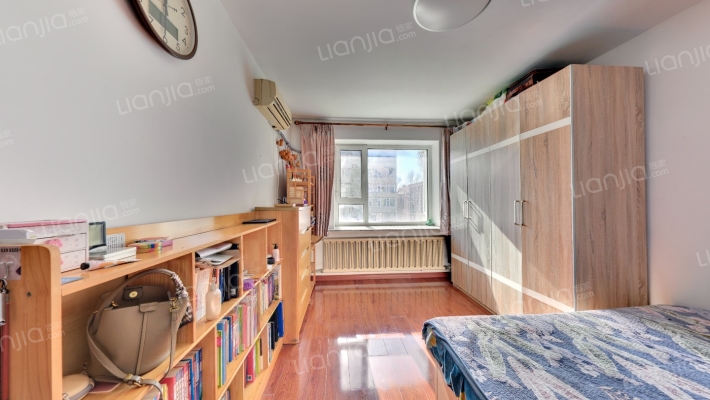 医大宿舍二手房实景图