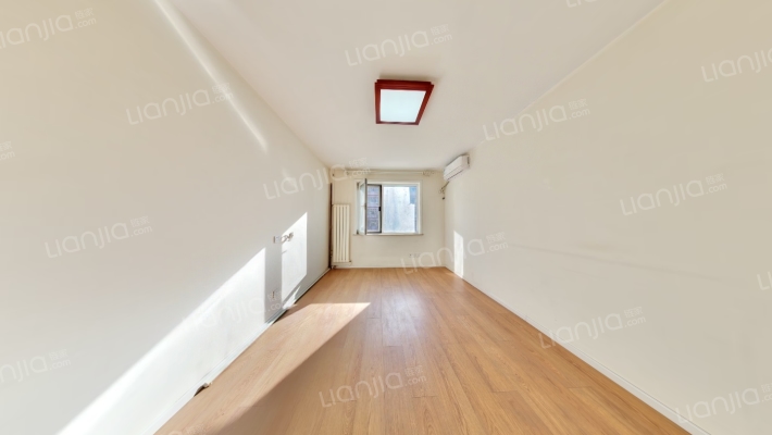 首体家属院二手房实景图