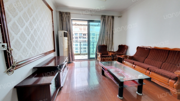 金域三江二手房实景图