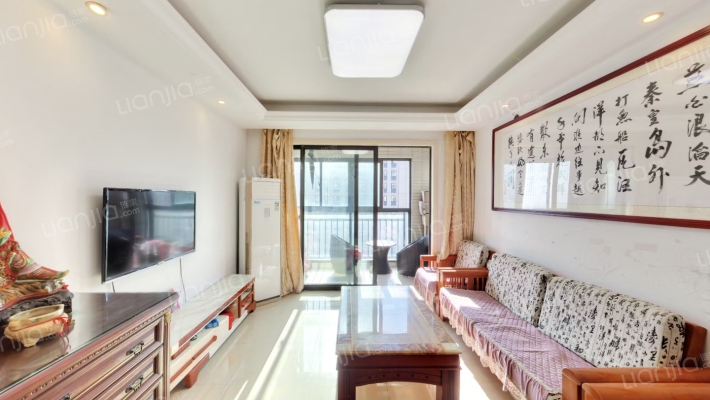 绿地滨江雅苑二手房实景图