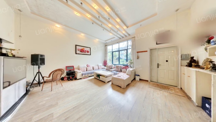 和贵馨城二手房实景图