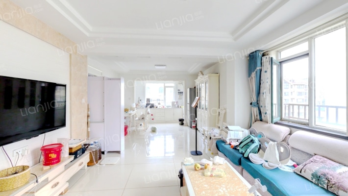 鸿福佳苑二手房实景图