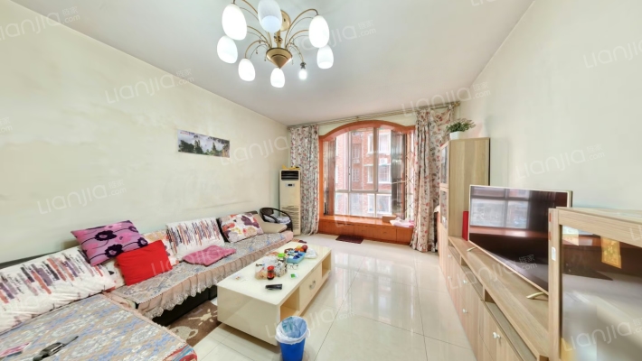 千禧华庭二手房实景图