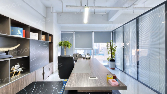 东方今典 华尔中心二手房实景图