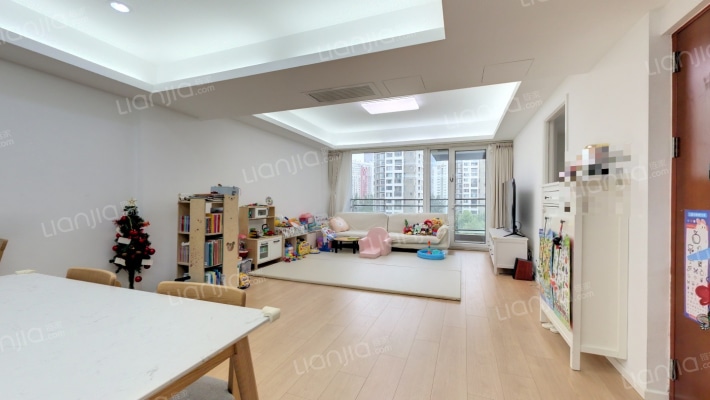 宝星华庭二手房实景图