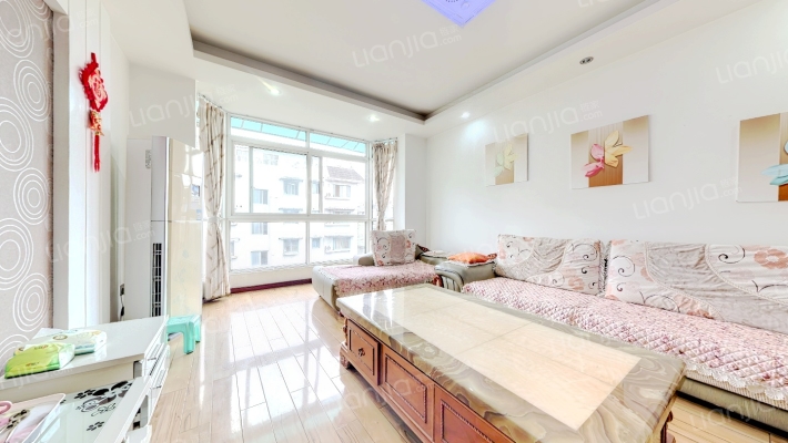 红阳花园二手房实景图