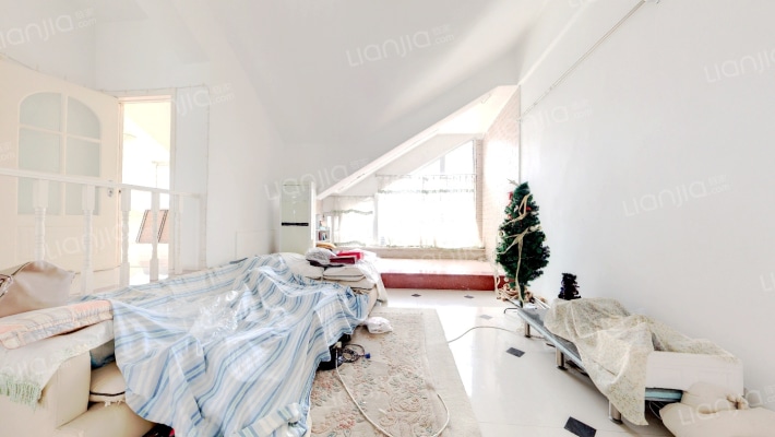 亿成花园二手房实景图