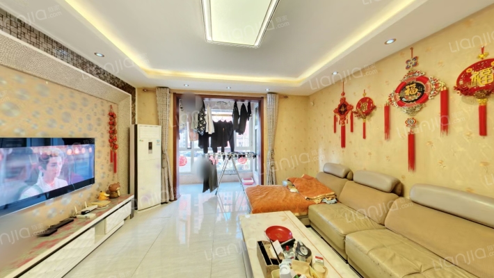 众泰欣苑二手房实景图