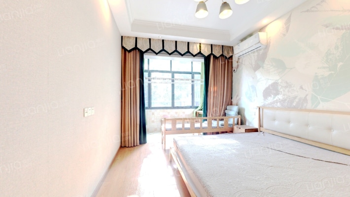 宝石二路8号二手房实景图