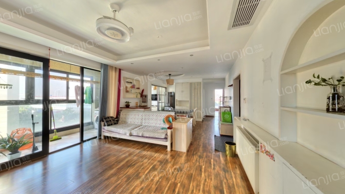 绿城玫瑰园二手房实景图