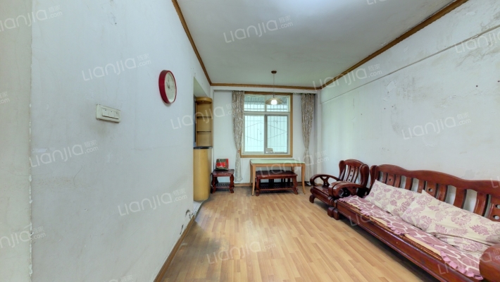 财经职工宿舍二手房实景图