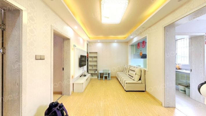 西皋新村二手房实景图