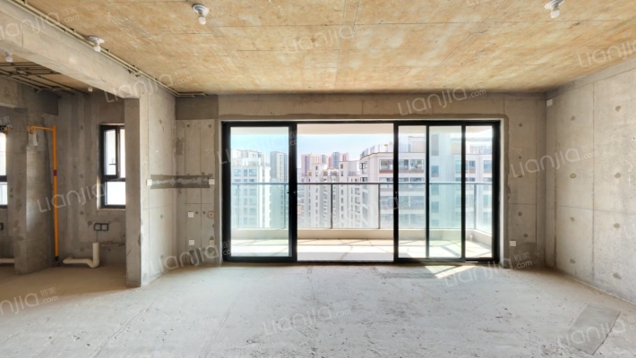 金地鹏达峯范二手房实景图